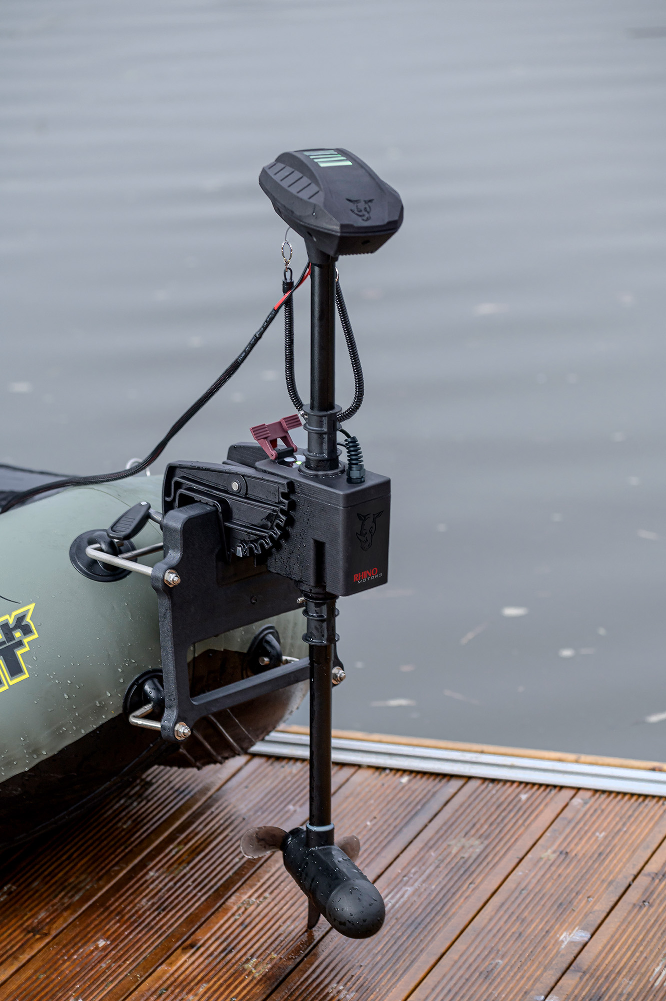 Rhino CR30VF Electric Outboard Electric Motor + Remote Control