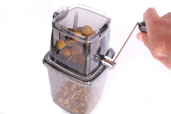 NGT PVA Set, complete set for carp fishing with PVA! - NGT Multi Bait Grinder System